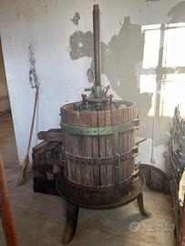 Strettoio per vino