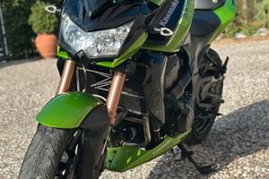 Z750 R anno 2011
