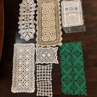 Centrini rettangolari e quadrati assortiti