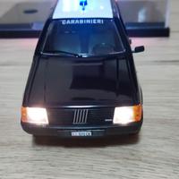 Modellino 1/24 con LED FIAT Uno 45 Carabinieri