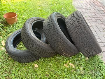 4 pneumatici invernali Hankook 215/55 R18