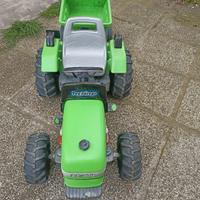 Trattore peg pego  con rimorchio 