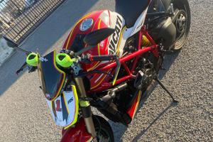 Carene street fighter