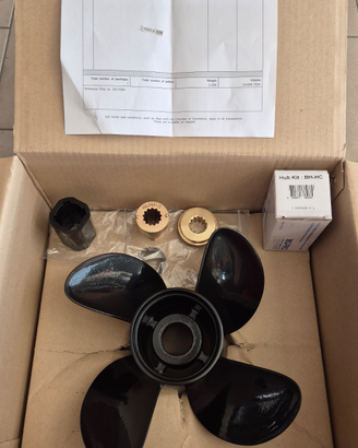 Elica fuoribordo 10 1/8 × 14 4 pale x spinta