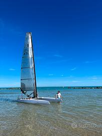 Catamarano classe A Bimare V1R