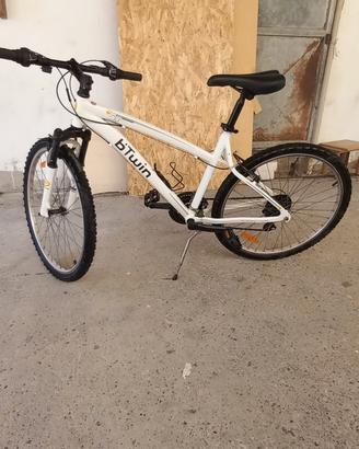 bicicletta mtb Btwin