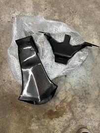 Telaietto e alette in carbonio Yamaha R6 17-24