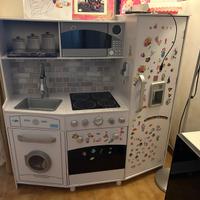 Cucina giocattolo