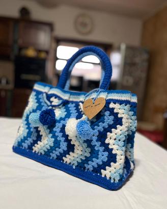 Borsa fatta a mano in juta e lana
