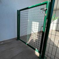 Cancellata in rete elettrosaldata e recinzione