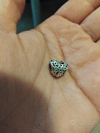 ciondolo pandora a cuore