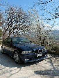 Bmw 320i coupe