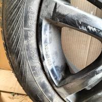 Cerchi in lega con gomme YOKOHAMA 185/65 R15 88T