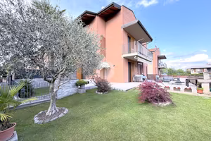 VILLA A SCHIERA A CORBETTA