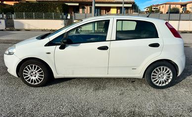 FIAT GRANDE PUNTO 1.4 benzina 77cv