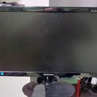 monitor 19 pollici samsung + casse