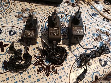 3 Alimentatori-Adattatori = LEI F4+F6+ altro