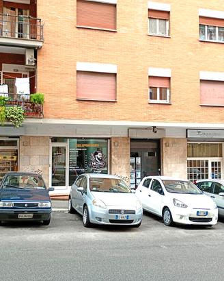 Locale Commerciale a reddito - Roma Pietralata