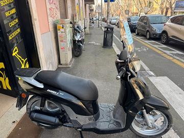 Kymco People 125 - 2006 - PERMUTE