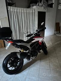 Ducati Hyperstrada 821 - 2014