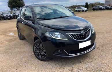 Lancia Ypsilon 1.0 FireFly 5 porte S&S Hybrid Gold
