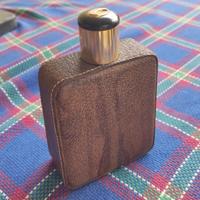 Fiaschetta vintagein pelle e vetro Gucci rara