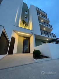 Appartamento semi-indipendente (prezzo trattabile)