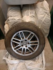 N°4 gomme invernali 225/55R16 e cerchi lega