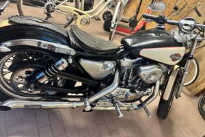 Harley Davidson XLH 883