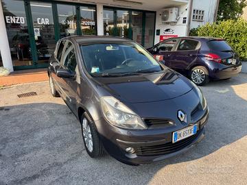 Renault Clio TCe 90 CV 5 porte Evolution