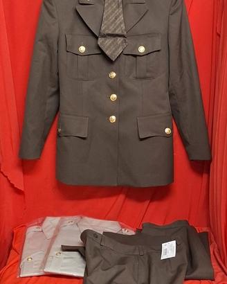 Uniforme femminile