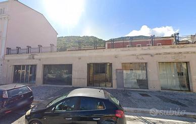 Locale commerciale a Bojano (CB)