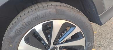 Pneumatici per auto Continental