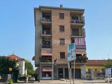 TRILOCALE IN ZONA COMODA AI SERVIZI