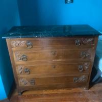 Cassettiera con intarsi con top marmo nero