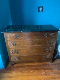 Cassettiera con intarsi con top marmo nero