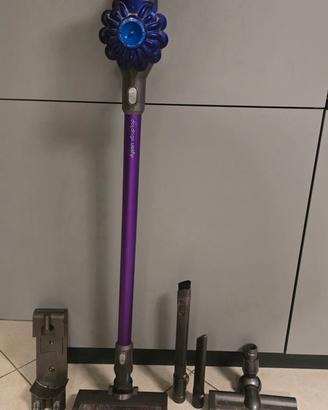 Dyson V6 UpTop