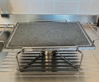 Piastra in pietra lavica nuova con supporto inox