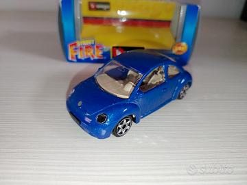 Volkswagen New Beetle 1 43 Burago Maggiolino 