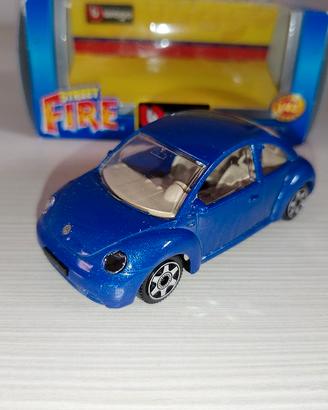 Volkswagen New Beetle 1 43 Burago Maggiolino 