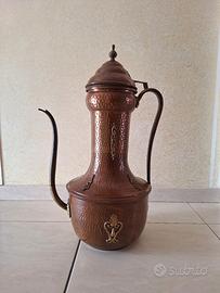 Anfora in rame vintage 