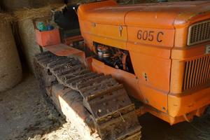 Trattore cingolato Fiat 605  C