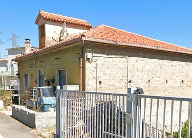 Casa indipendente su 2 livelli