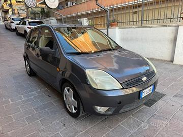 FORD Fiesta 1.4 TDCi 5 porte Ghia