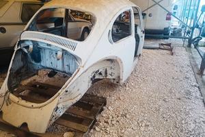 vw maggiolino 1979 da restaurare