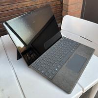 Surface Pro 9 - Core i5 - 8GB RAM - 256GB SSD