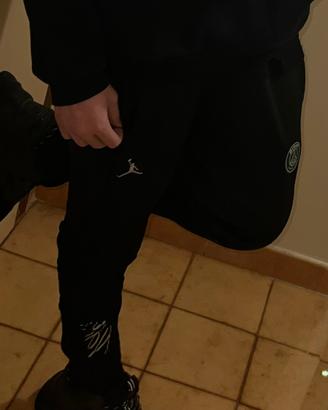 tuta jordan x paris saint germain