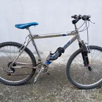 MTB professionale Shadow in alluminio