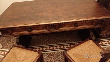 Scrivania e Vetrina studio