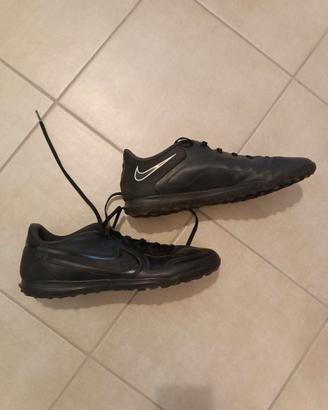 Scarpe seminuove calcetto